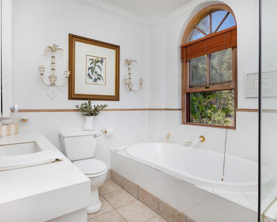 Villa Del Mar - "Luxurious En-Suite Bedroom With Lounge And Stunning Sea View Balcony In Bantry Bay" Kapstaden Exteriör bild
